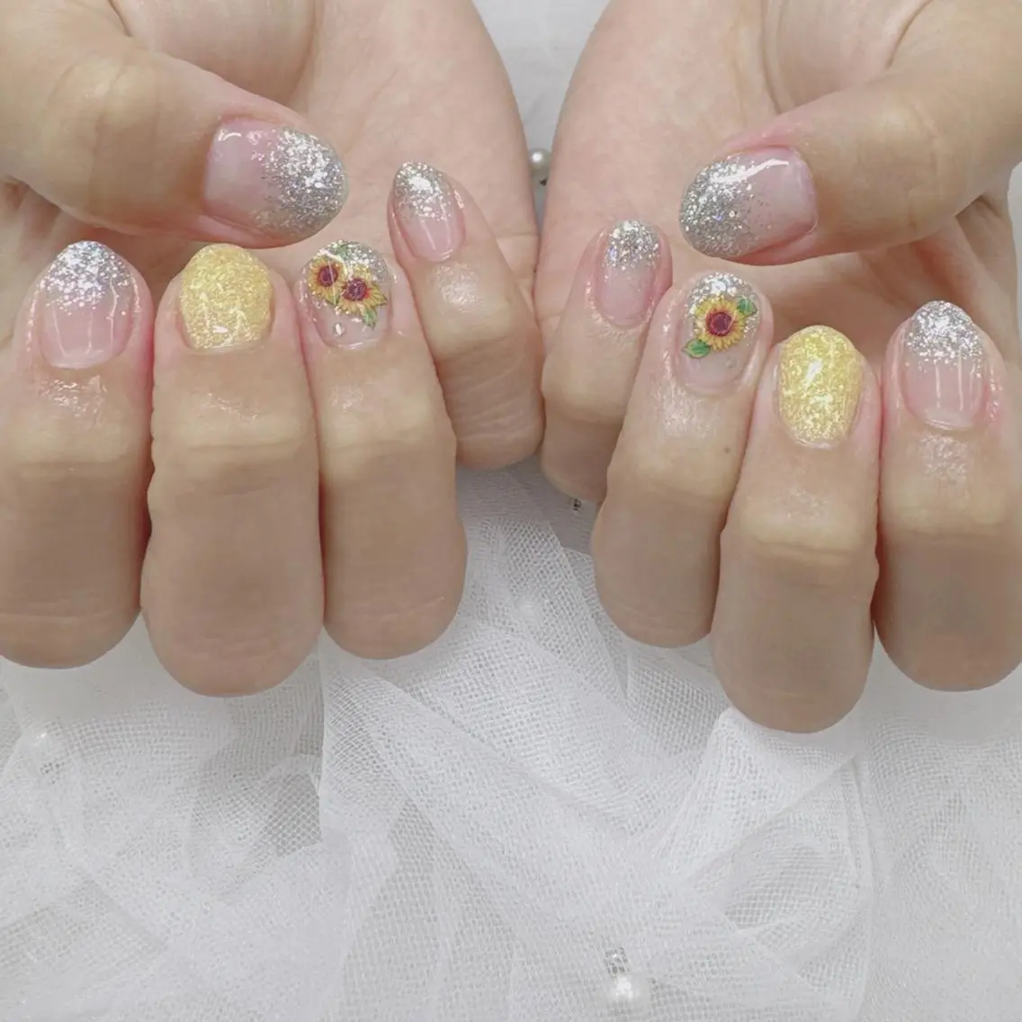 ネイル Nail salon Honey Beeのネイルデザイン