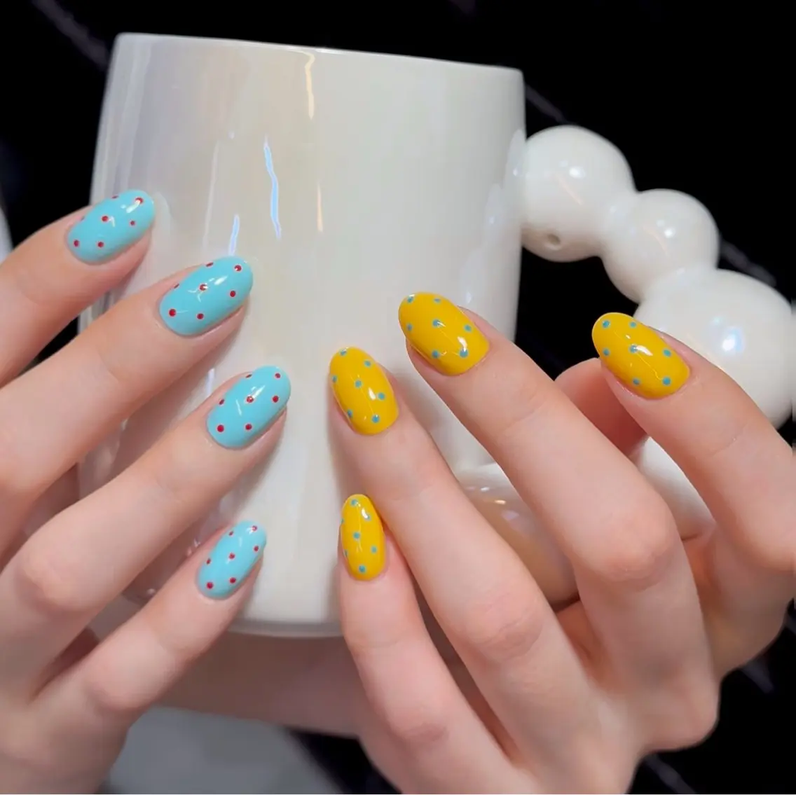 ネイル アートネイル オーロラネイル チークネイル フレンチネイル ガラスフレンチ ハンドネイル 🎀🎀YooLi Nail Salonのネイルデザイン