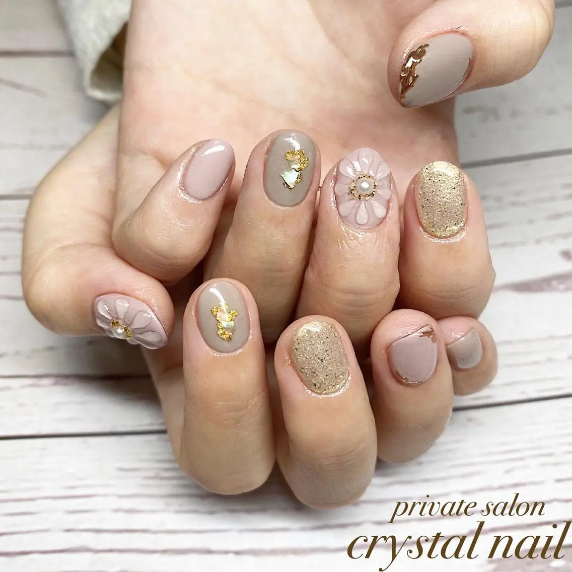 ネイル フラワーネイル Crystal Nailのネイルデザイン