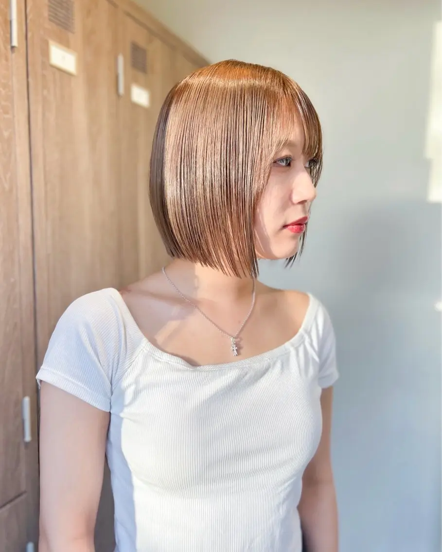 ミディアム カラー 切りっぱなしボブ ボブ 山﨑弓夢/ 撮影モデル/ボブのヘアスタイル