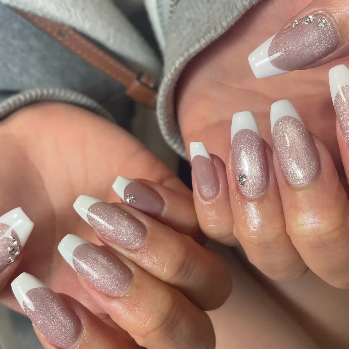 ネイル フレンチネイル マグネットネイル hazuki / Salon Biのネイルデザイン