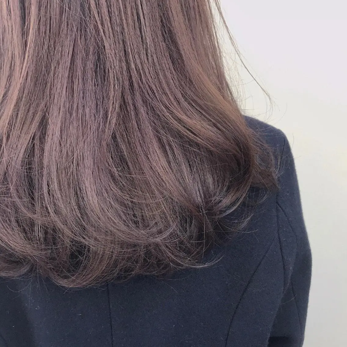 ロング レイヤーカット ヘアカラー kohana 🎀韓国ヘア🎀🤍のヘアスタイル