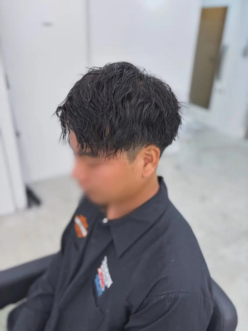 パーマ メンズ カット パーマ 山田 瑛司のヘアスタイル