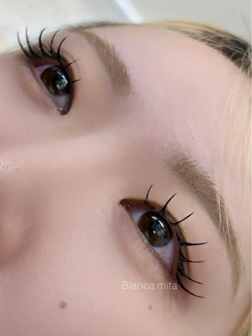 マツエク・マツパ ナチュラル マツエク BIANCA セイナのマツエク・マツパデザイン