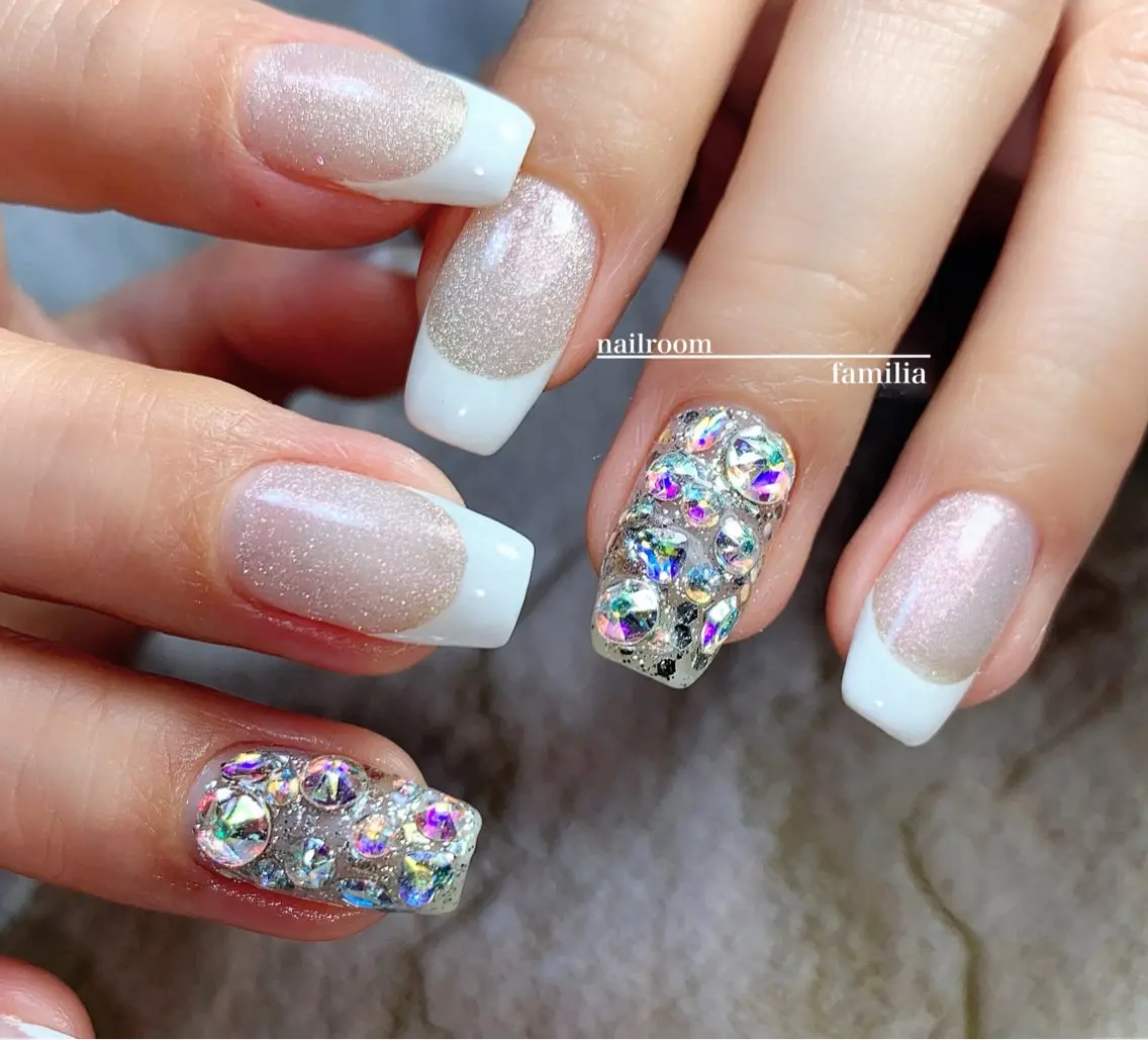 ネイル ハンドネイル -nailroom- familiaのネイルデザイン
