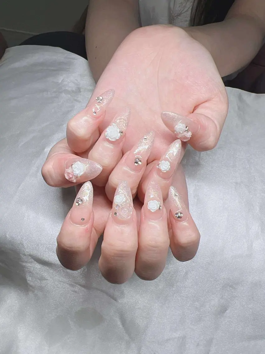 ネイル ハンドネイル Lee Nailsのネイルデザイン