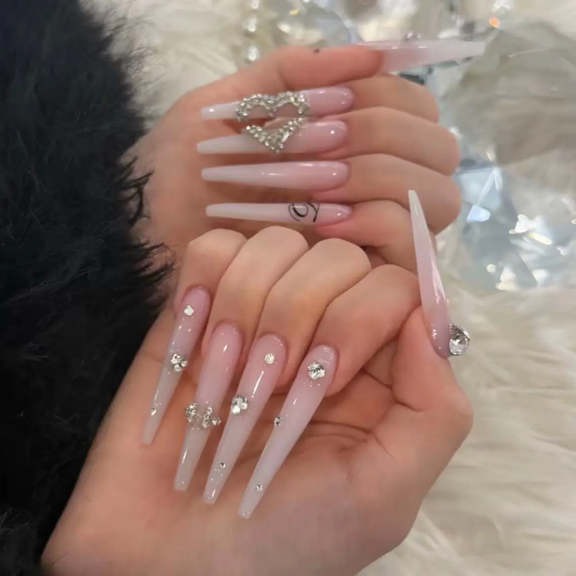 ネイル ハンドネイル Luna Gladeのネイルデザイン