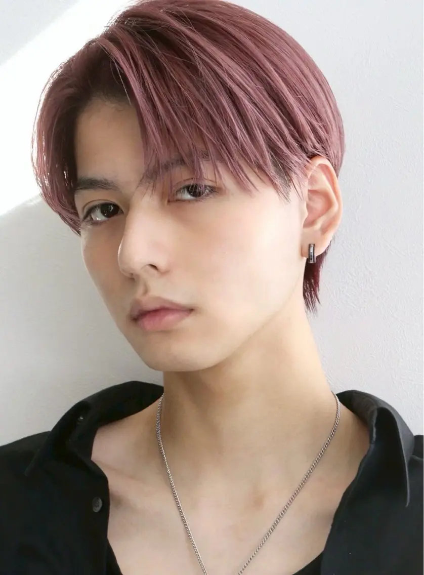 ショート カラー パーマ メンズ 渡部 武瑠のヘアスタイル