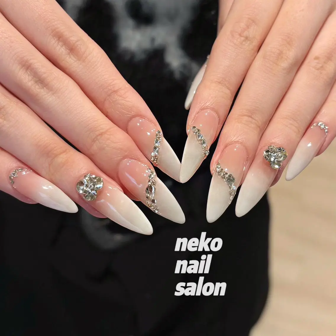 ネイル ガーリー ハンドネイル neko nailのネイルデザイン
