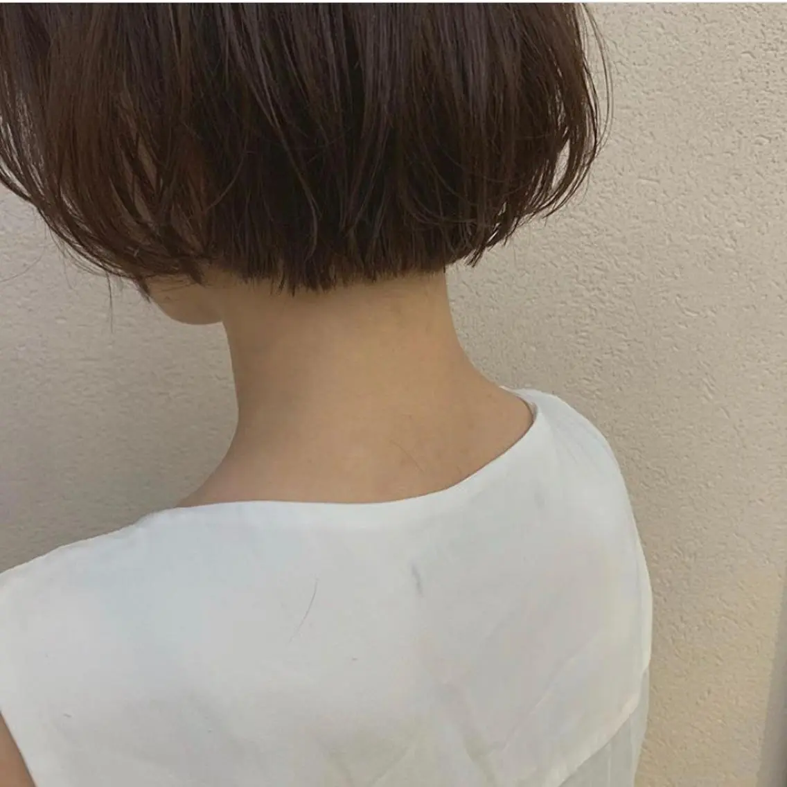 ショート カラー ボブ 柔らかいヘア/ 東徳嶺 みくのヘアスタイル