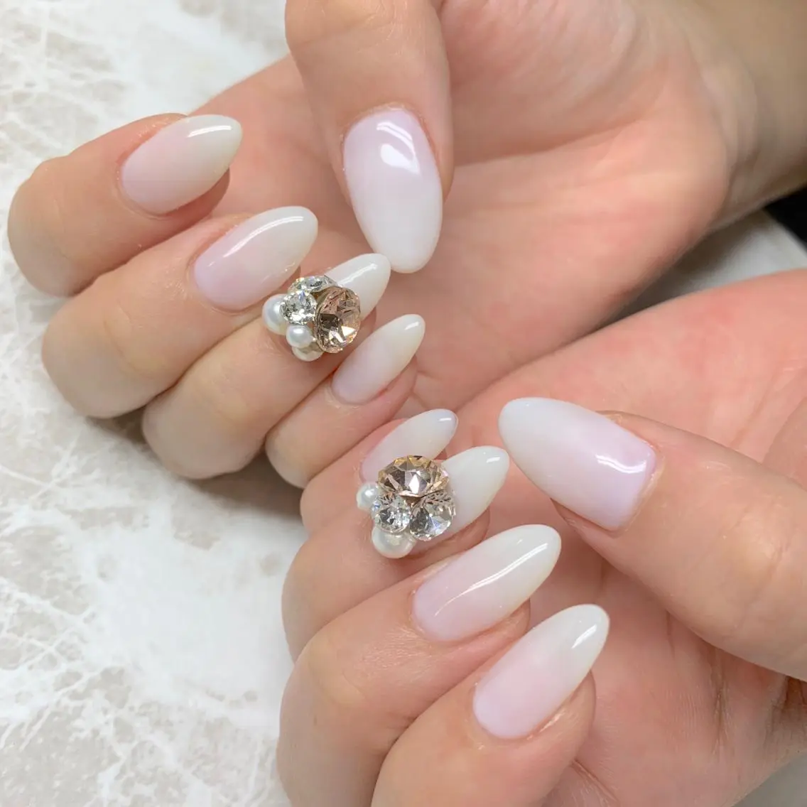 ネイル キラキラネイル LULU LIMAのネイルデザイン