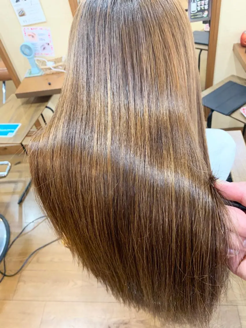 【乾かすだけでまとまる艶髪を目指して】髪質改善トリートメント✨の写真