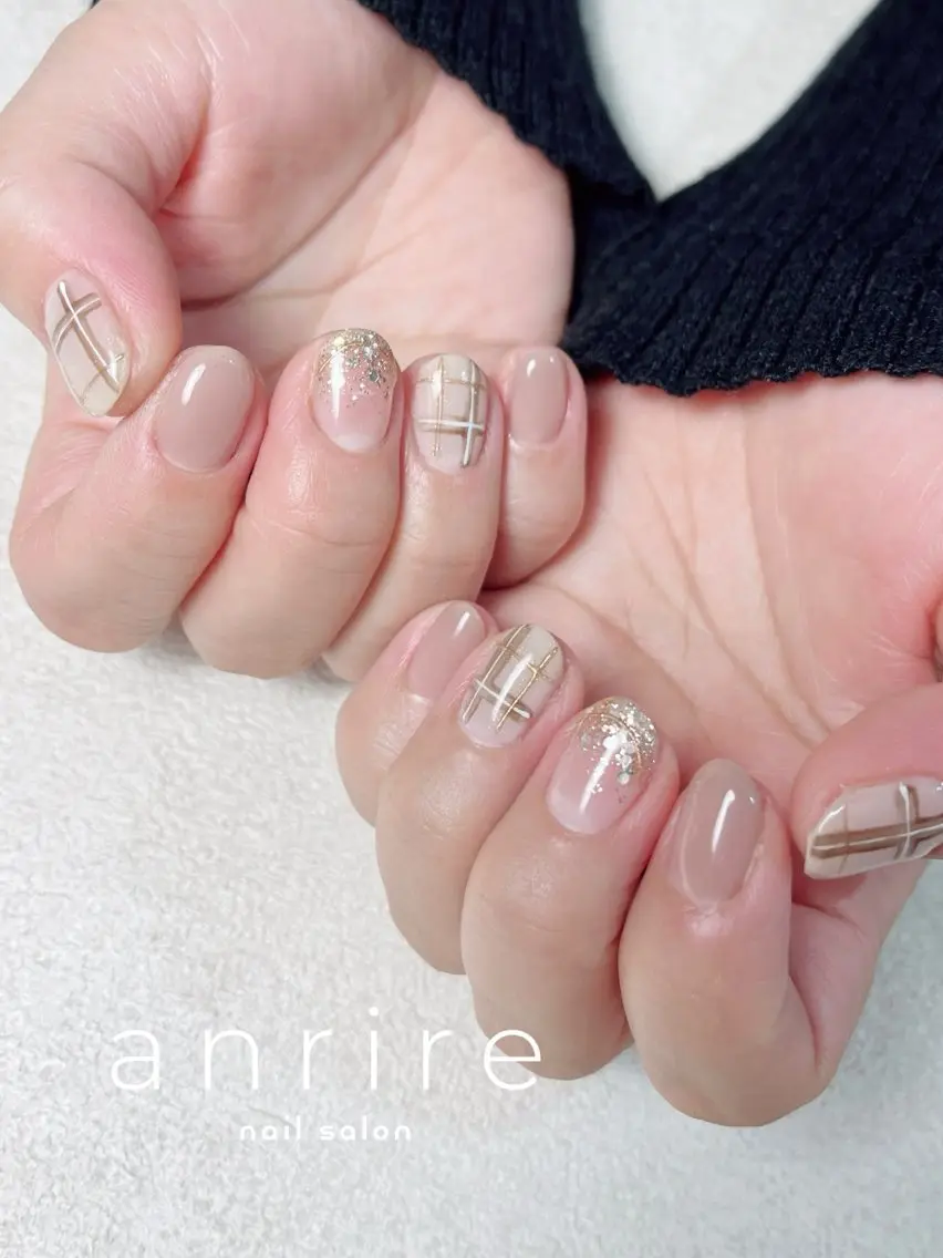 ネイル ジェルネイル グリーン ラメ(グリッター) ミラーネイル パラジェル nailsalon anrireのネイルデザイン