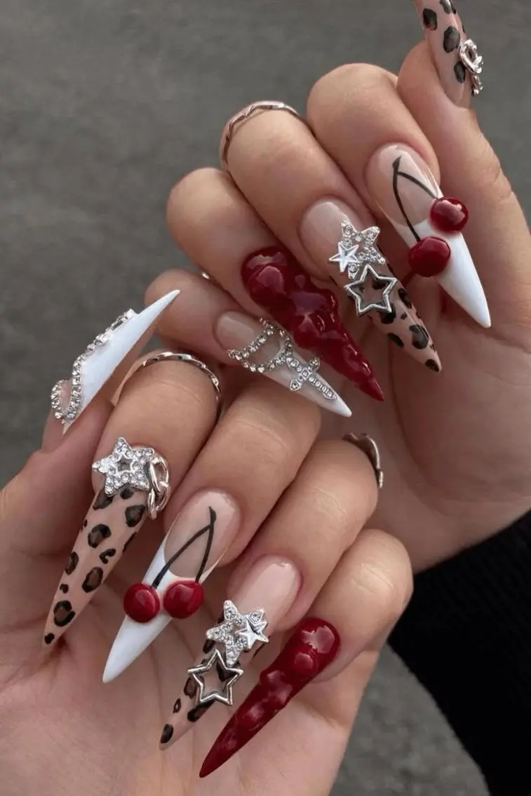 ネイル キラキラネイル 韓国ネイル ロングネイル シンプルネイル ワンホンネイル ハンドネイル Rina Nail.Novaのネイルデザイン