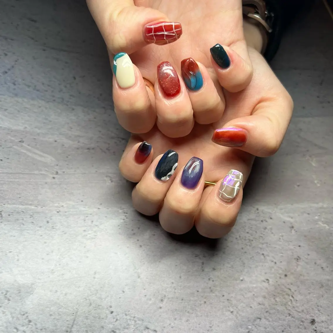 ネイル ニュアンスネイル ハンドネイル 𝐫𝐚𝐢 𝐧𝐚𝐢𝐥のネイルデザイン