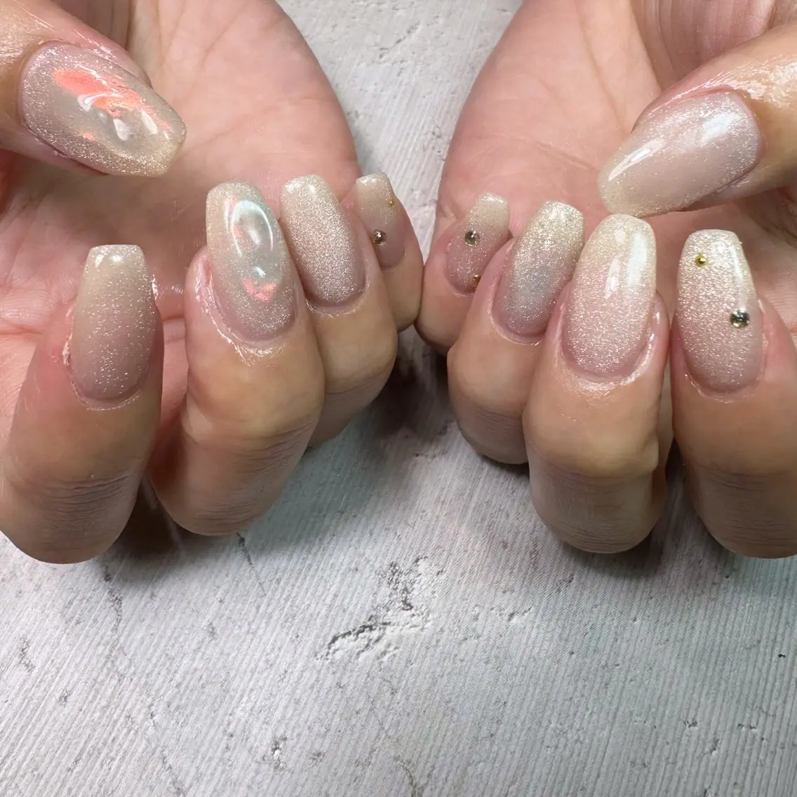 ネイル フットネイル マグネットネイル ミラーネイル ニュアンスネイル ピンク nailsalon Daphneのネイルデザイン