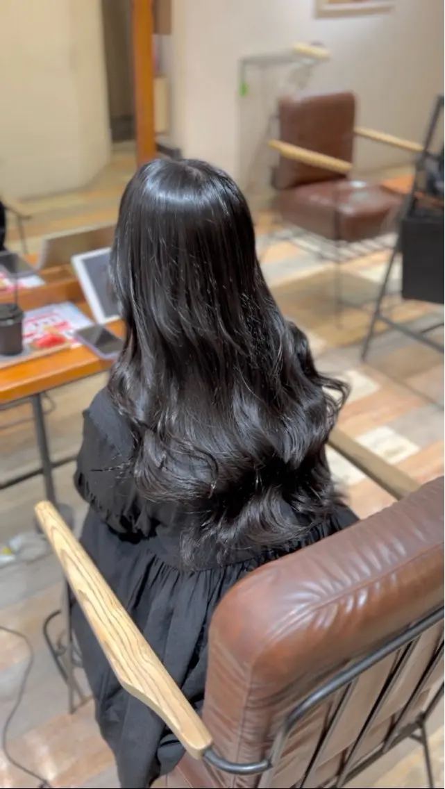 ロング カラー シールエクステ ブリーチ 透明感カラー ダブルカラー ブリーチなしカラー カット ヘアカラー トリートメント 韓国風・ブリーチなし ・あり後藤 一斗店長のヘアスタイル