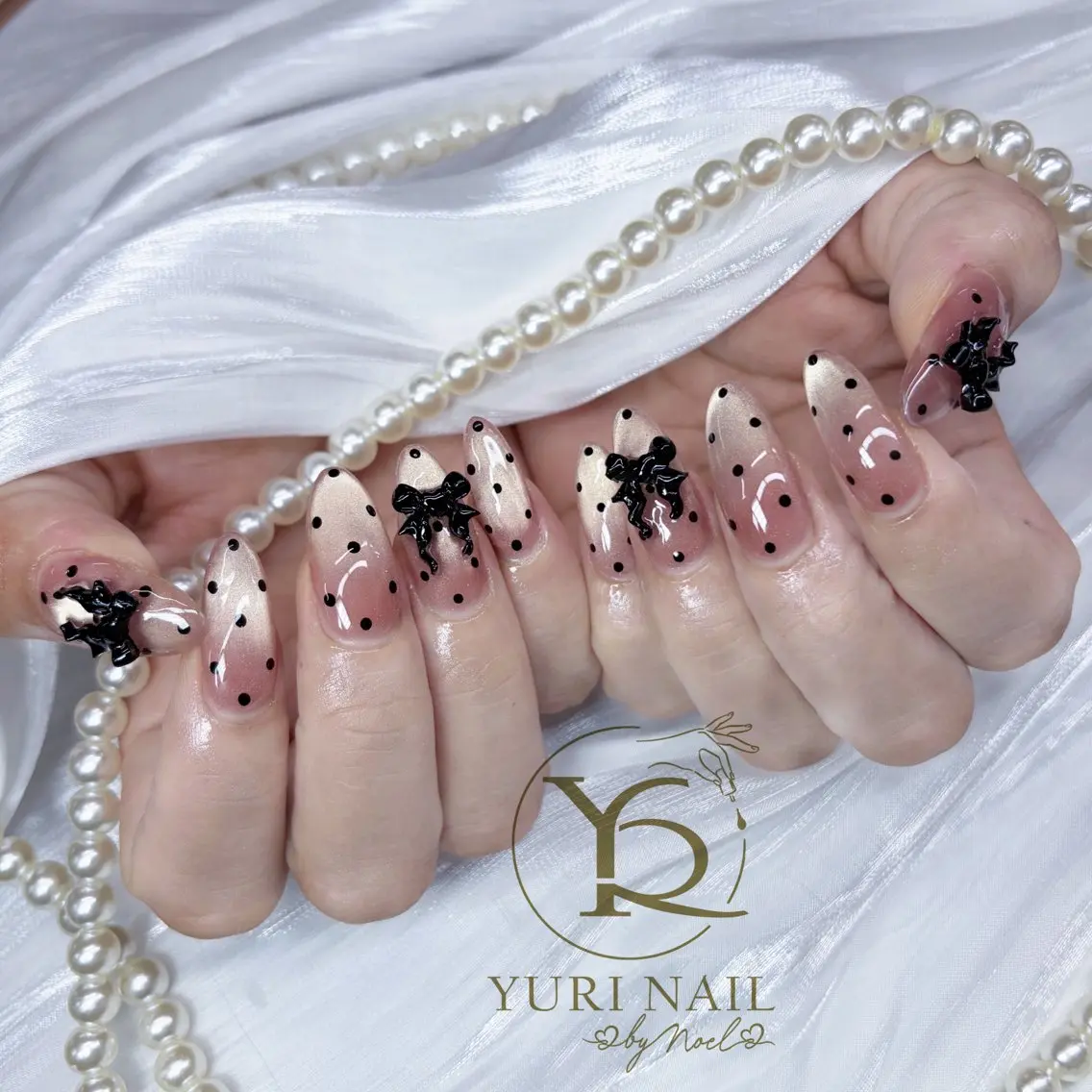 ネイル ハンドネイル フットネイル ハンドケア YURI Nail NARITAのネイルデザイン