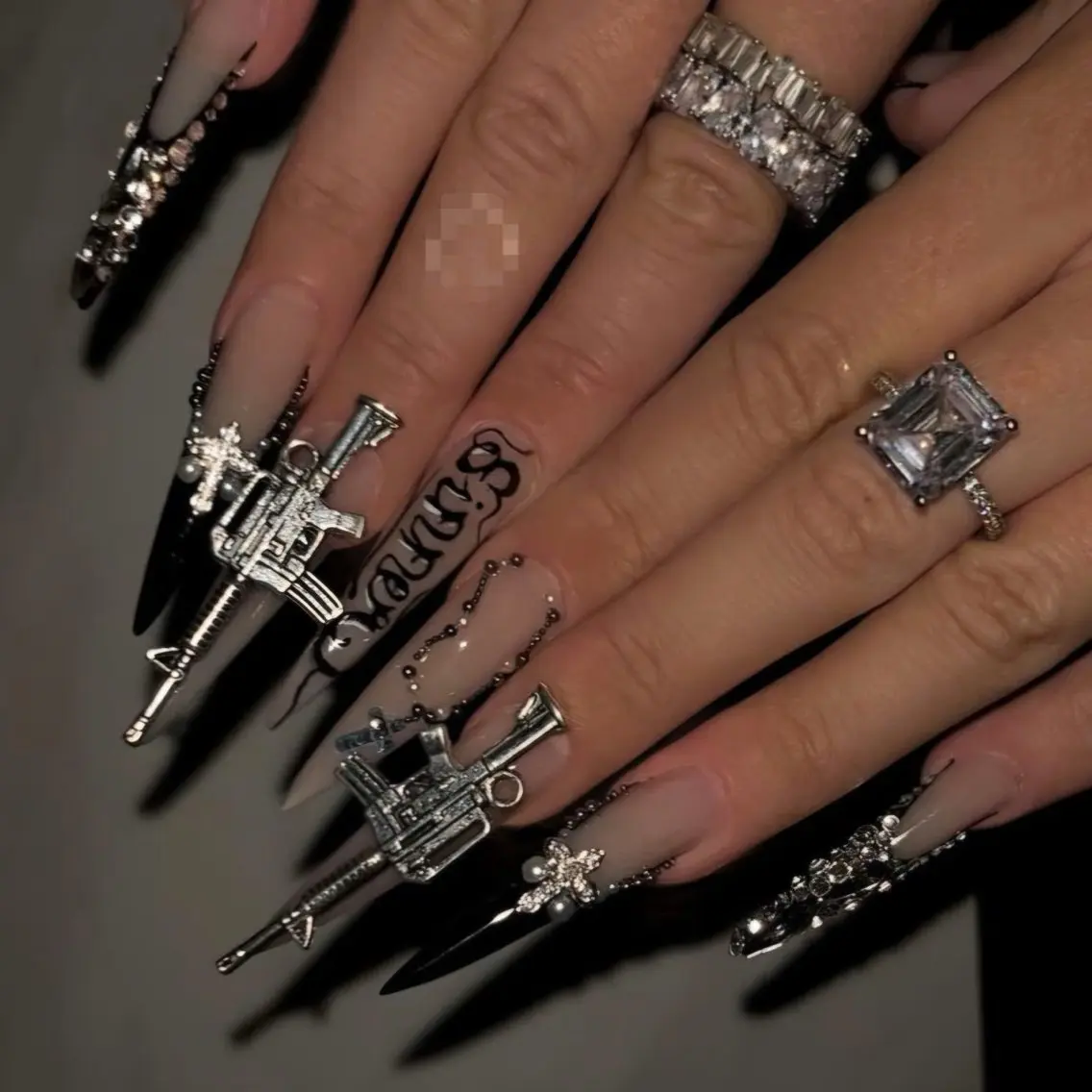 ネイル ジェルネイル 韓国ネイル ロングネイル スカルプネイル シルバー ハンドネイル Umee Nailのネイルデザイン