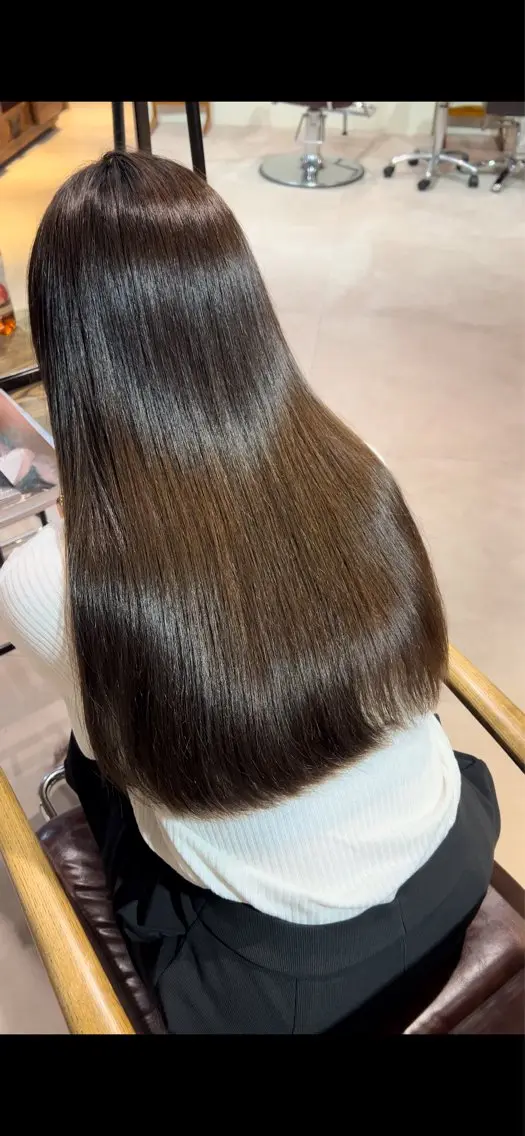 ロング 毛谷 嘉明/ブリーチカラーのヘアスタイル
