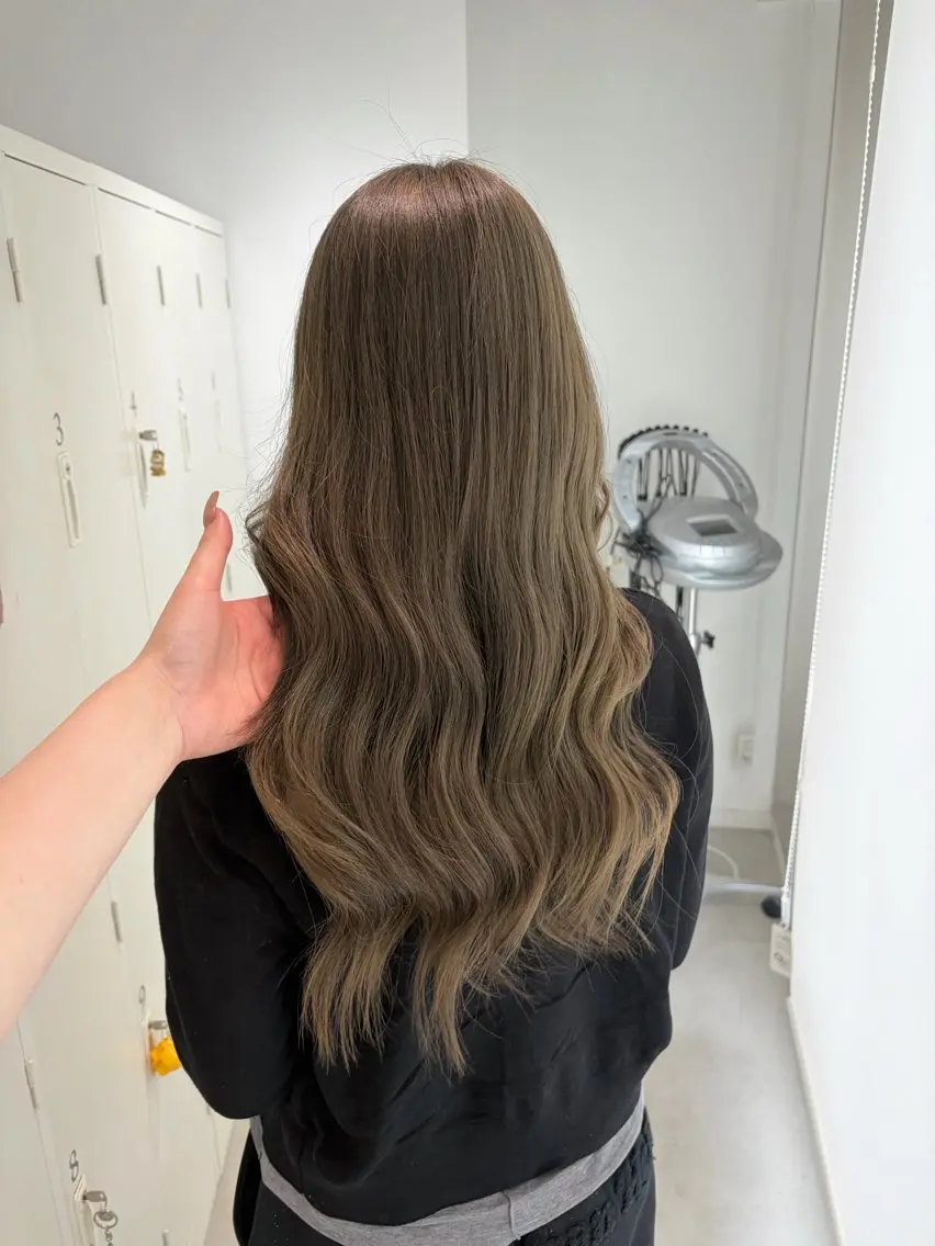ロング カラー カット ヘアカラー トリートメント EIGHT ／SHU🩶のヘアスタイル