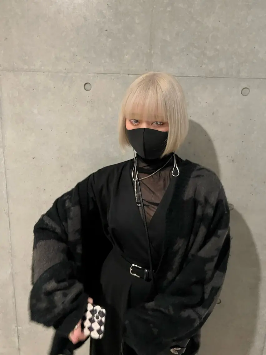 ショート カラー ブリーチ ブロンド 透明感カラー ハイトーンカラー ホワイトブロンド RYOTA /GARTE髪質改善のヘアスタイル