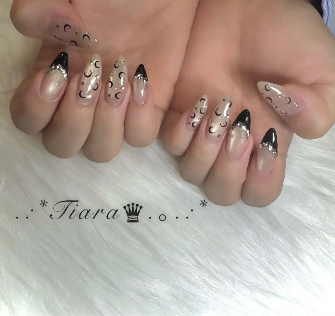 ネイル ハンドネイル Tiara♛ティアラ 磯田くるみのネイルデザイン
