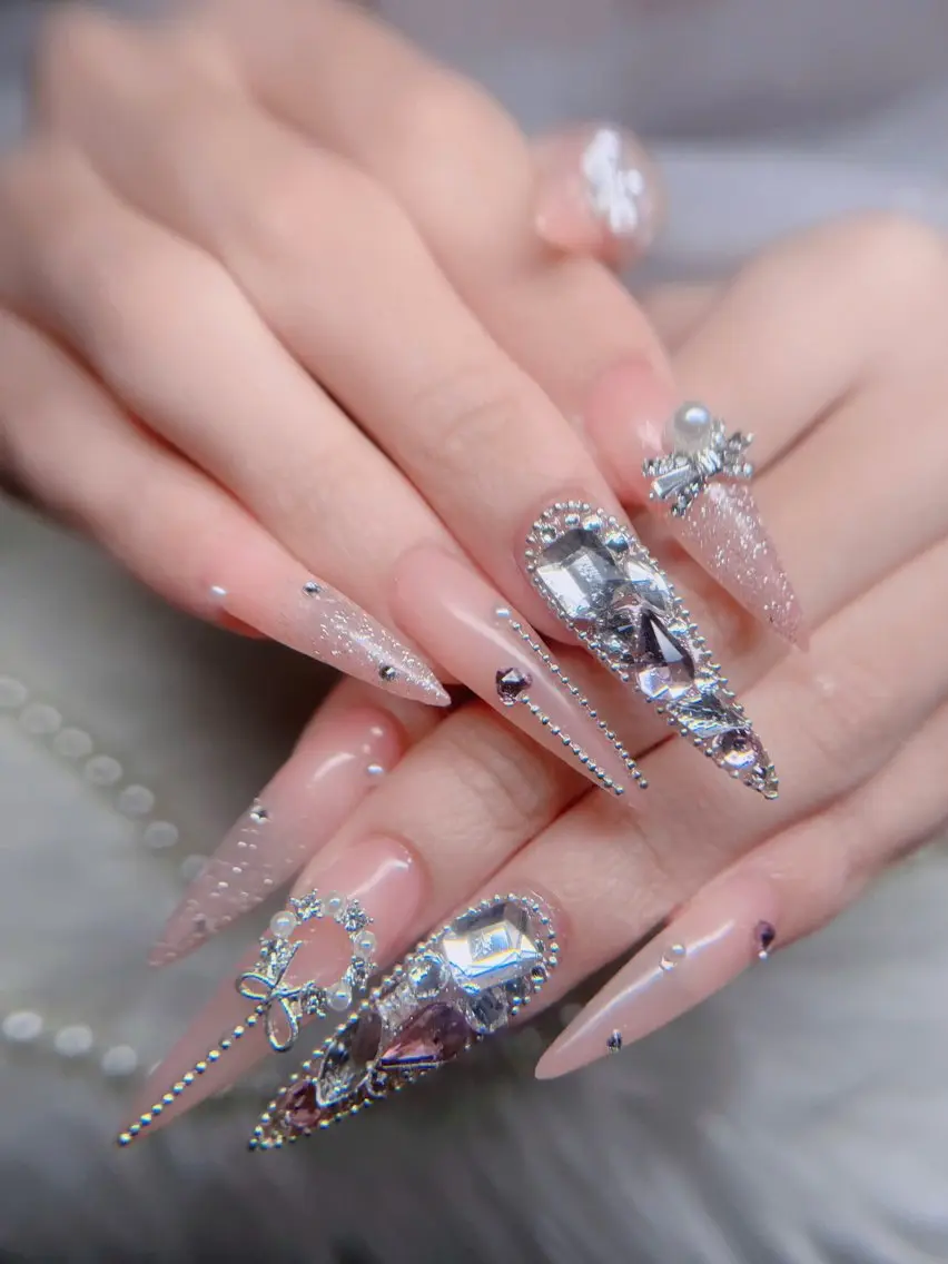 ネイル フレンチネイル ジェルネイル ハロウィン 韓国ネイル マグネットネイル ハンドネイル Hbaby nailのネイルデザイン