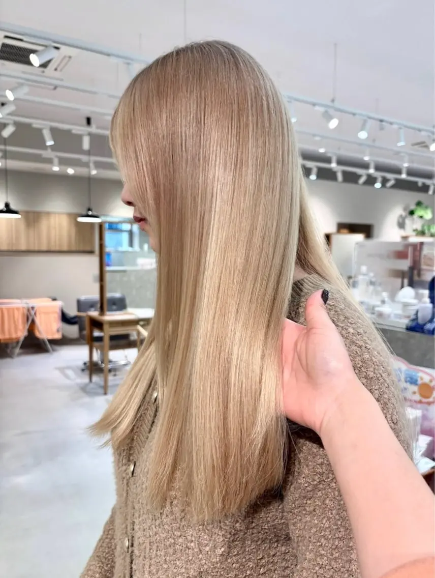 ロング カラー 森 理音のヘアスタイル