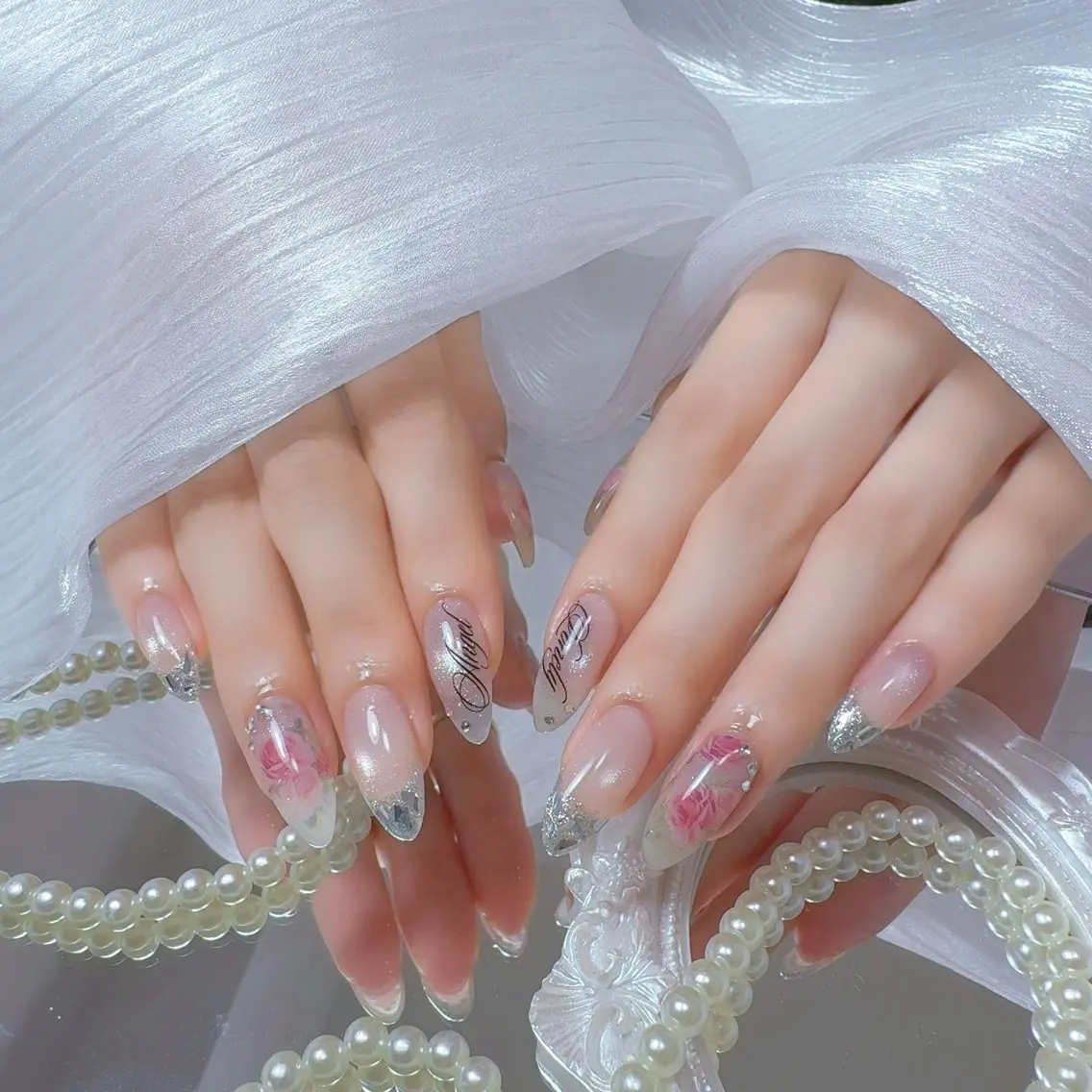 ネイル ハンドネイル nailsalon luluのネイルデザイン