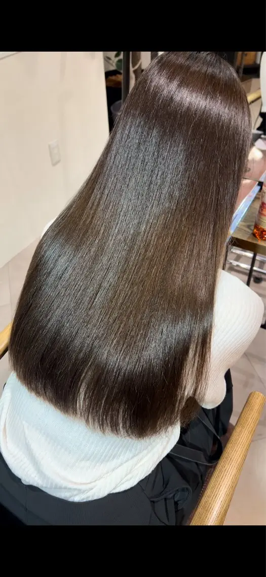 ロング カラー 毛谷 嘉明/ブリーチカラーのヘアスタイル