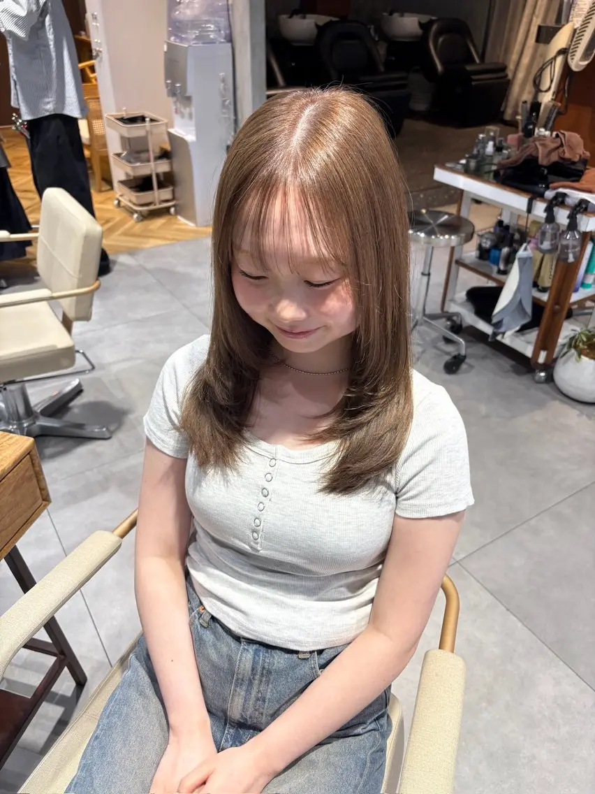 ミディアム カット ヘアカラー 相宮 優羽のヘアスタイル