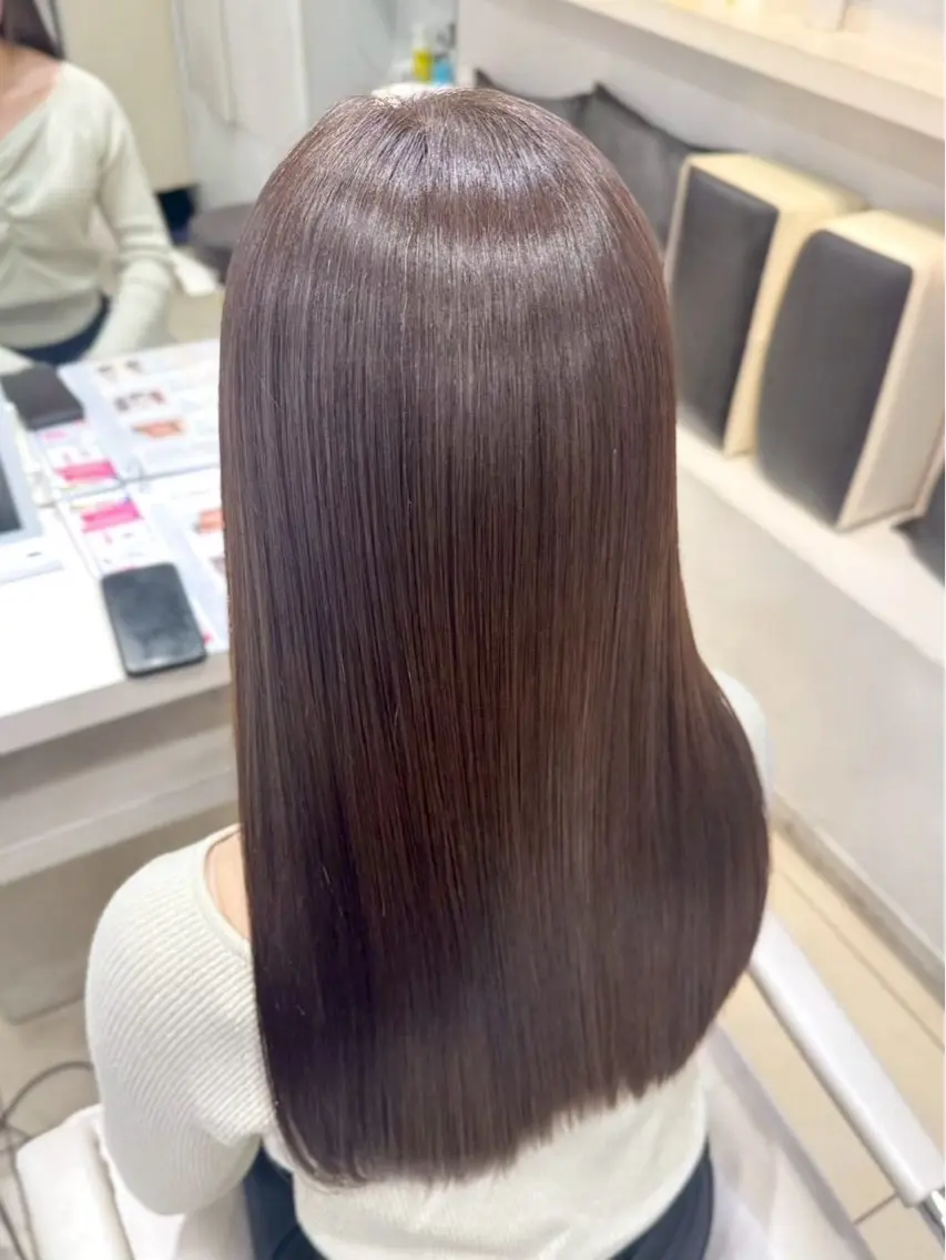 セミロング カラー ヘアカラー トリートメント 🫧透明感 ×艶🫧 吉田 陽菜のヘアスタイル