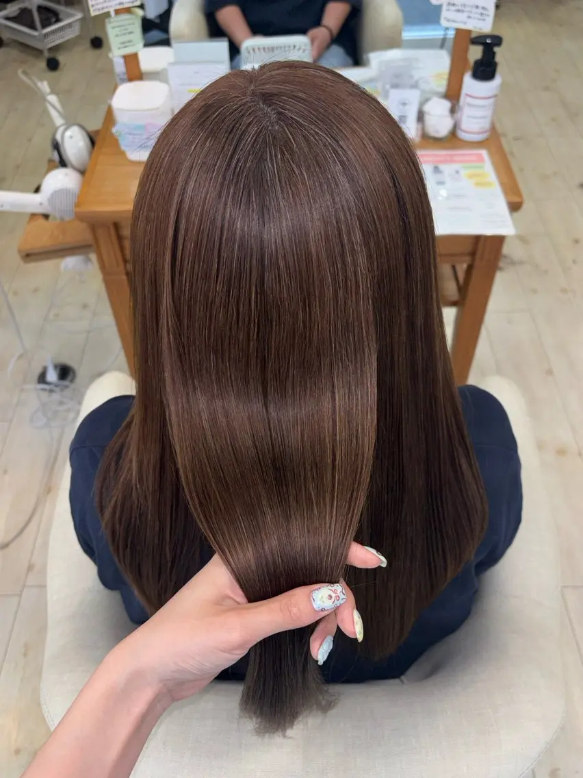 ロング 江副 朱星のヘアスタイル