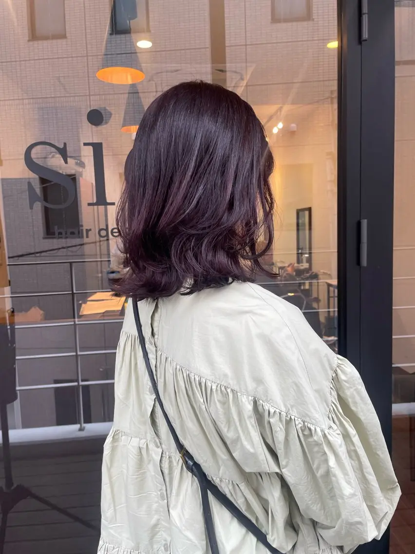 ミディアム カラー ヘアアレンジ カット ヘアカラー トリートメント 青髪特化🩵 ダブルカラーのヘアスタイル