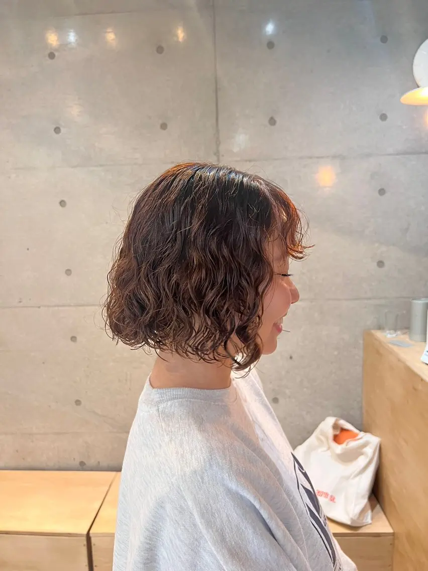 ミディアム カット パーマ トリートメント 🌿朝5分でお洒落 パーマスタイル🌿のヘアスタイル