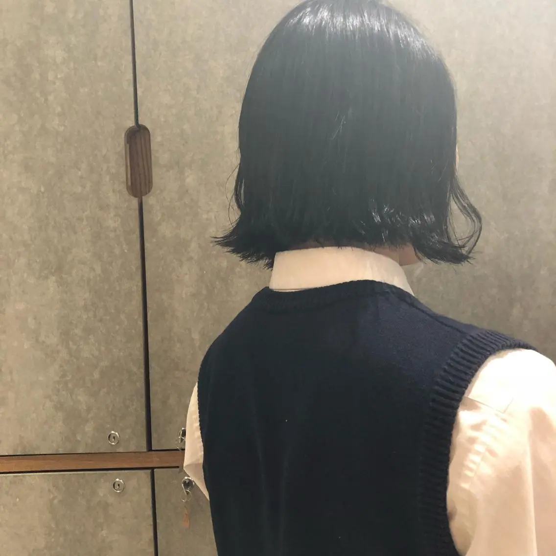 ショート カラー 切りっぱなしボブ ボブ 相川 愛実のヘアスタイル