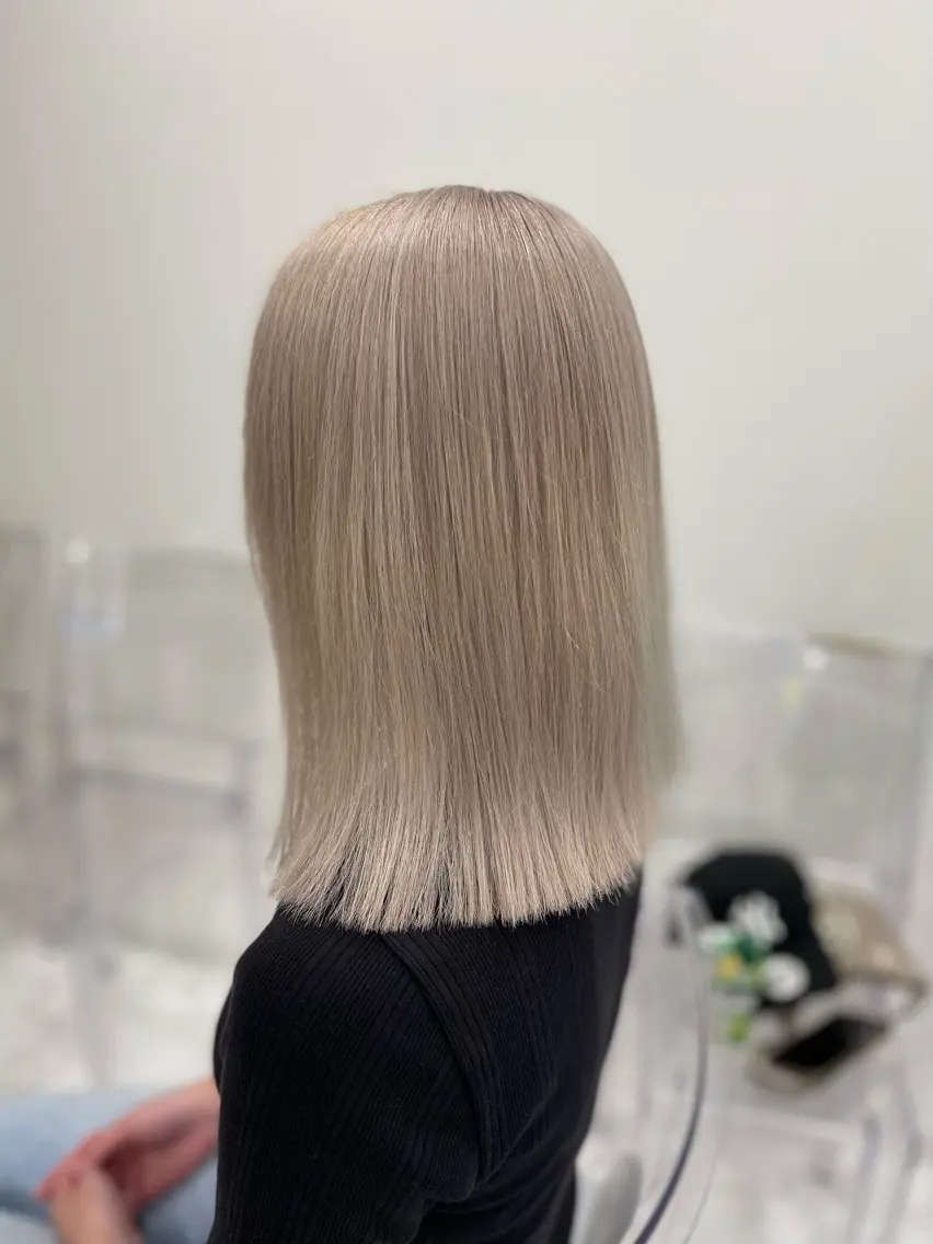 ロング カラー ベージュカラー ブリーチ ブロンド グレージュ ハイトーンカラー ヘアカラー トリートメント ヘアセット 色落ち綺麗🩰ハイ トーン🎀RINKAのヘアスタイル