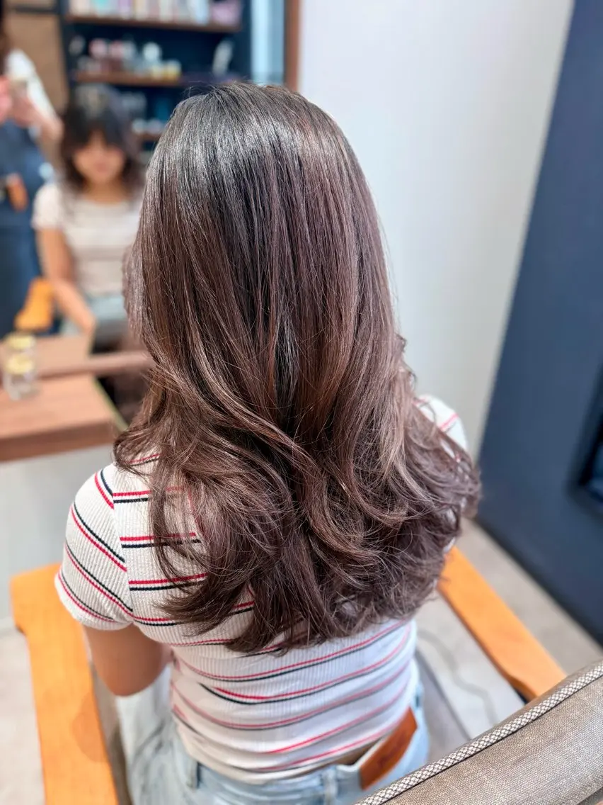 セミロング チョコレートブラウン レイヤーカット ヘアカラー トリートメント 🌺海外レイヤー /艶髪🌺舟橋瑞稀のヘアスタイル