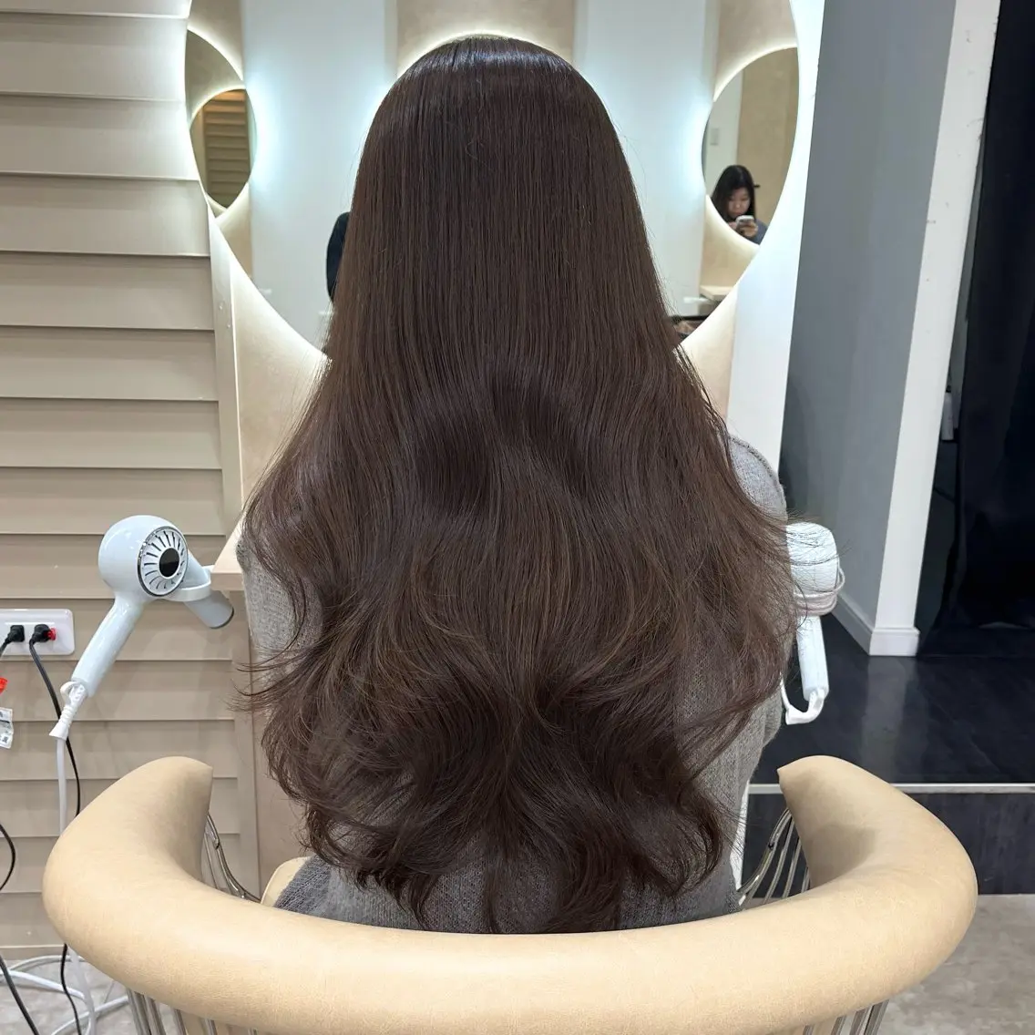ロング カラー カット ヘアカラー トリートメント 廣庭 勇人のヘアスタイル