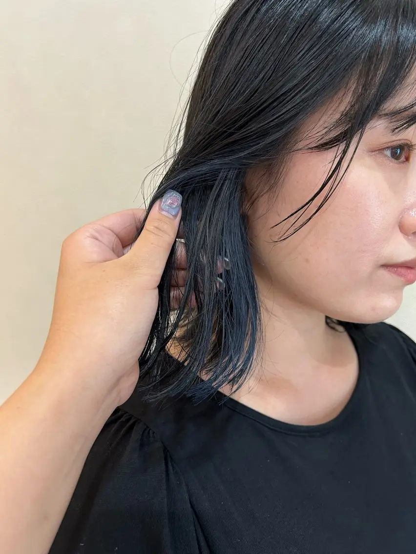 ミディアム カラー ブルーカラー ブルージュ カット ヘアカラー トリートメント ボブ/透明感カラー 🧸YUI❤️のヘアスタイル
