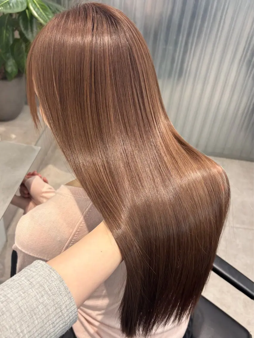 ケアライトニングWカラー/ダメージ最小限🩷/ブリーチ無しで明るい髪色にしたい方必須💯/カラー✨＋トリートメント✨の写真