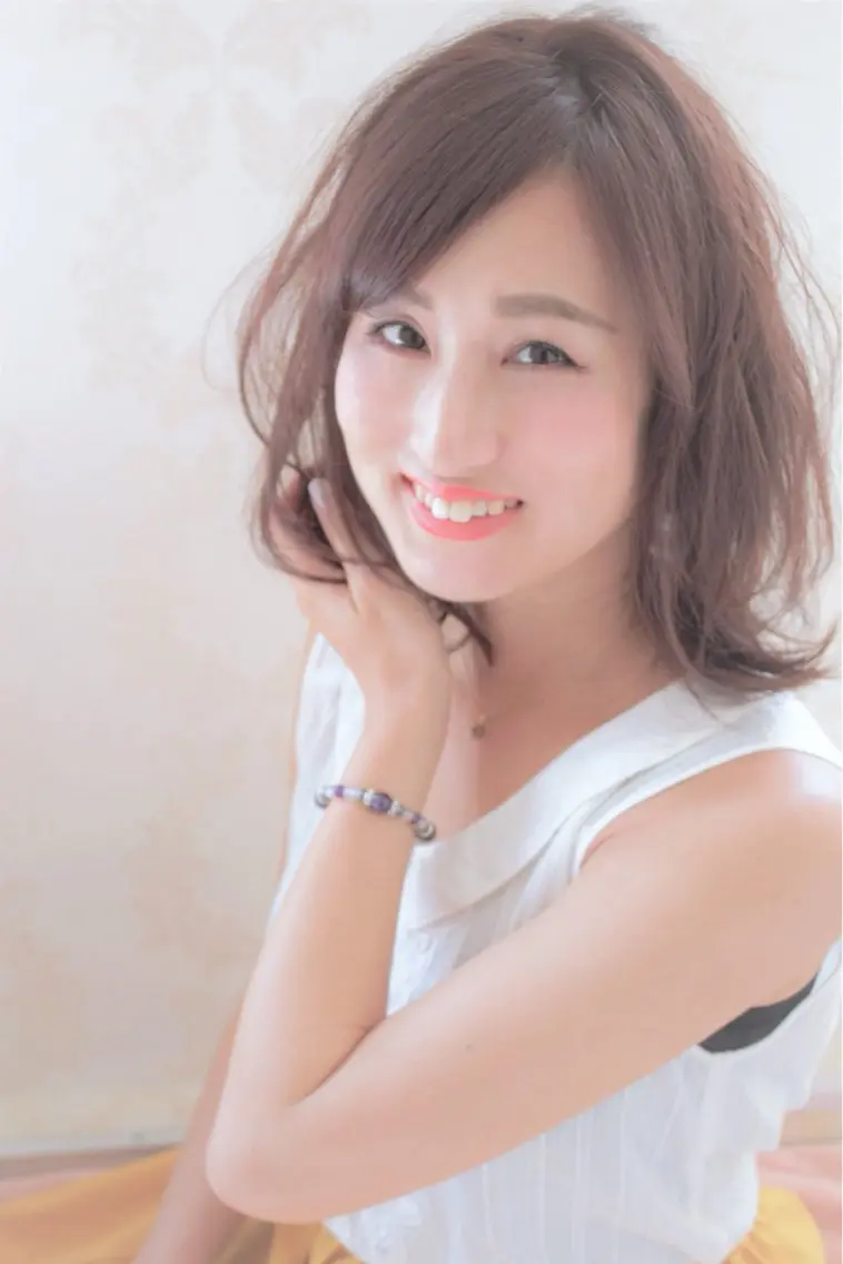 ミディアム HANA Hair Produceのヘアスタイル