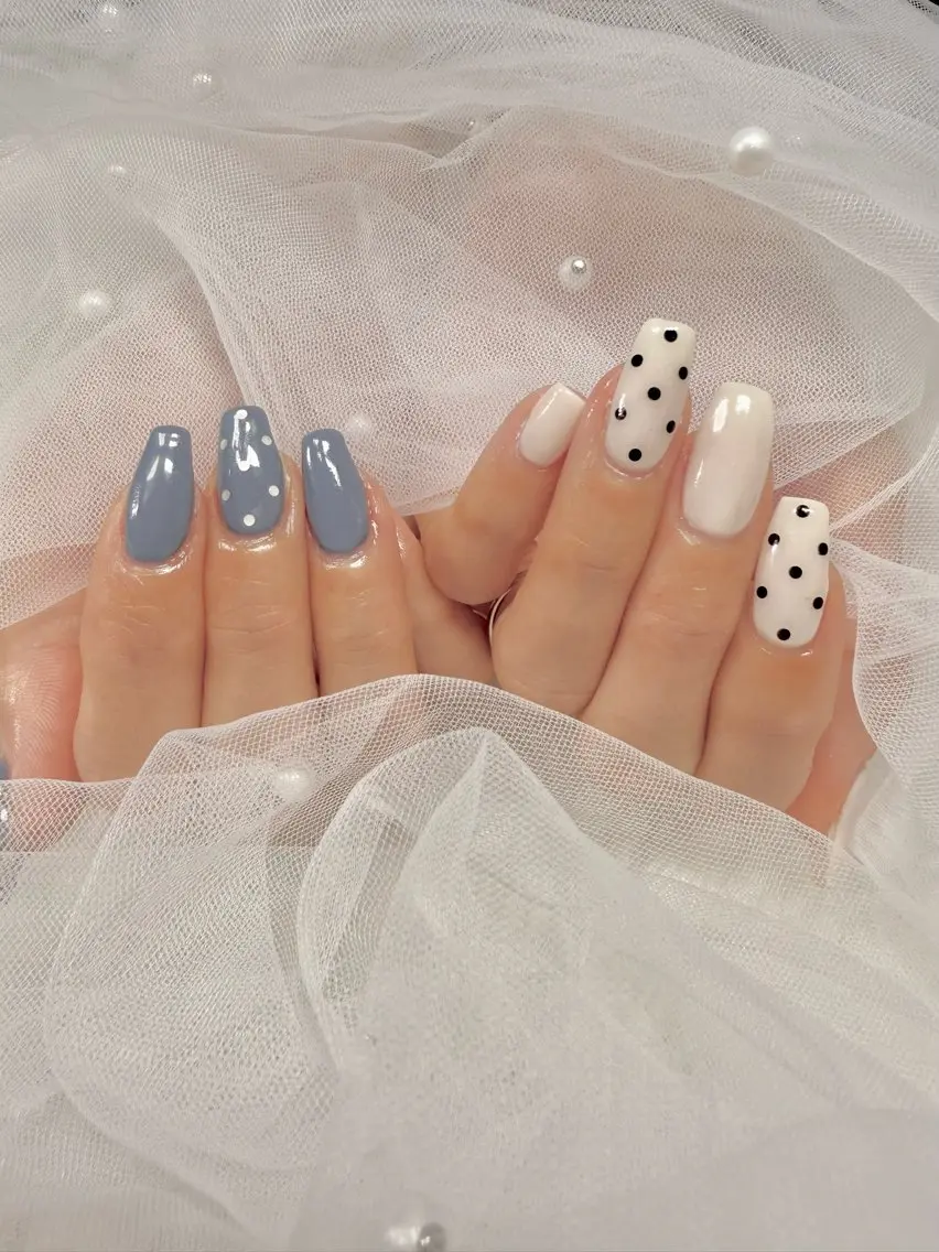 ネイル アートネイル ドット ワンカラーネイル 春ネイル ワンホンネイル ハンドネイル miss you ♡ Miyuuのネイルデザイン