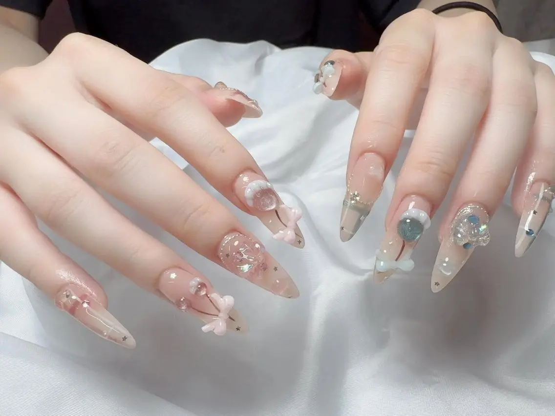 ネイル 韓国ネイル 水色 マグネットネイル ニュアンスネイル オフィスネイル ハンドネイル Hana Rose Nailのネイルデザイン