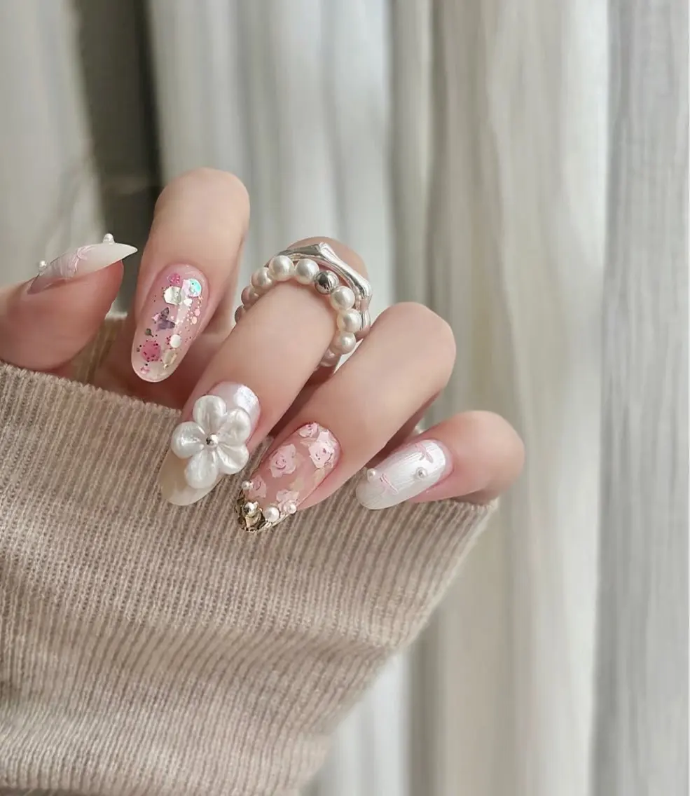 ネイル ハンドネイル ハンドケア Nova Nail Nambaのネイルデザイン