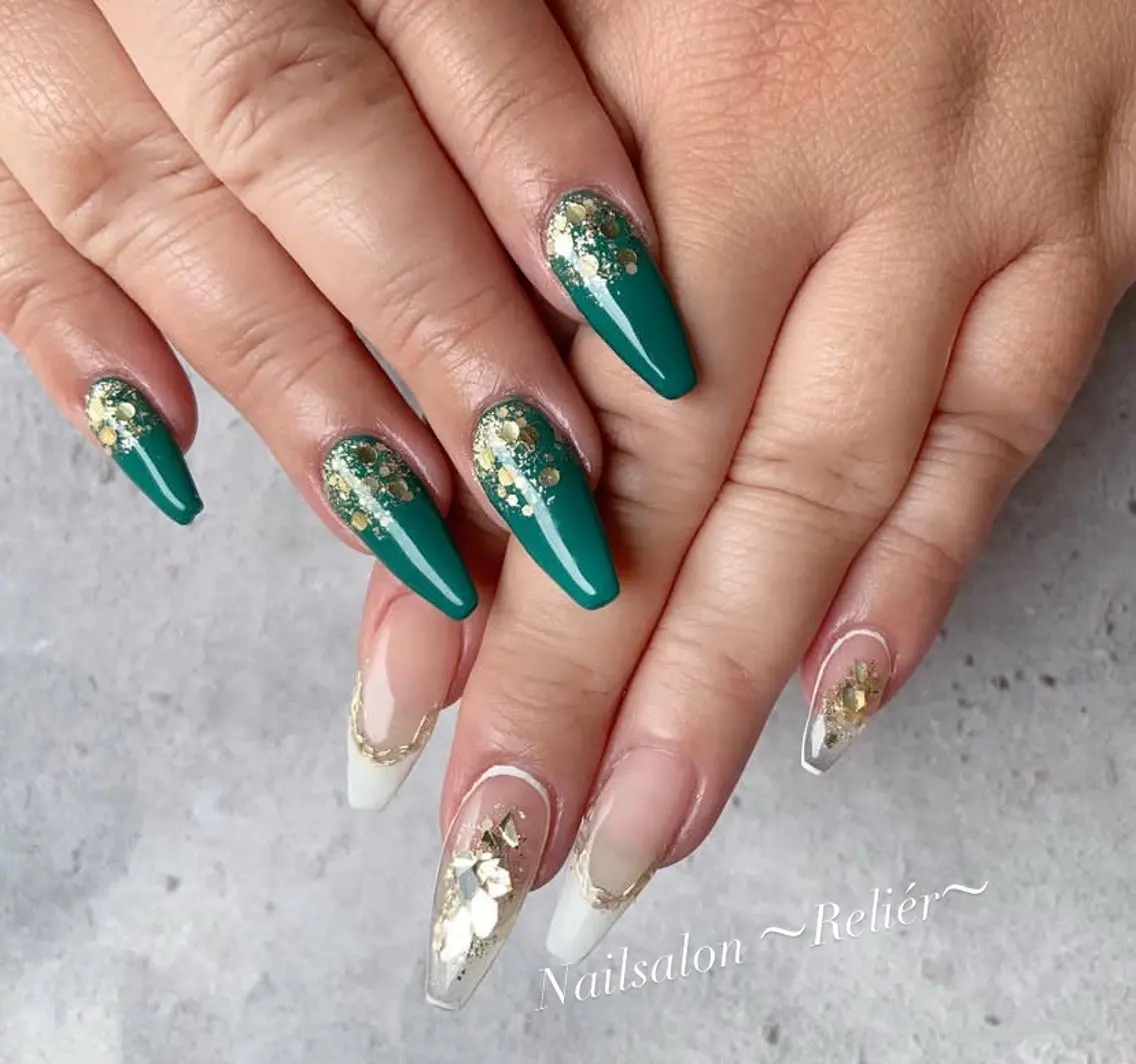 ネイル グリーン スカルプネイル ホワイト Nailsalon 〜Reliér〜のネイルデザイン