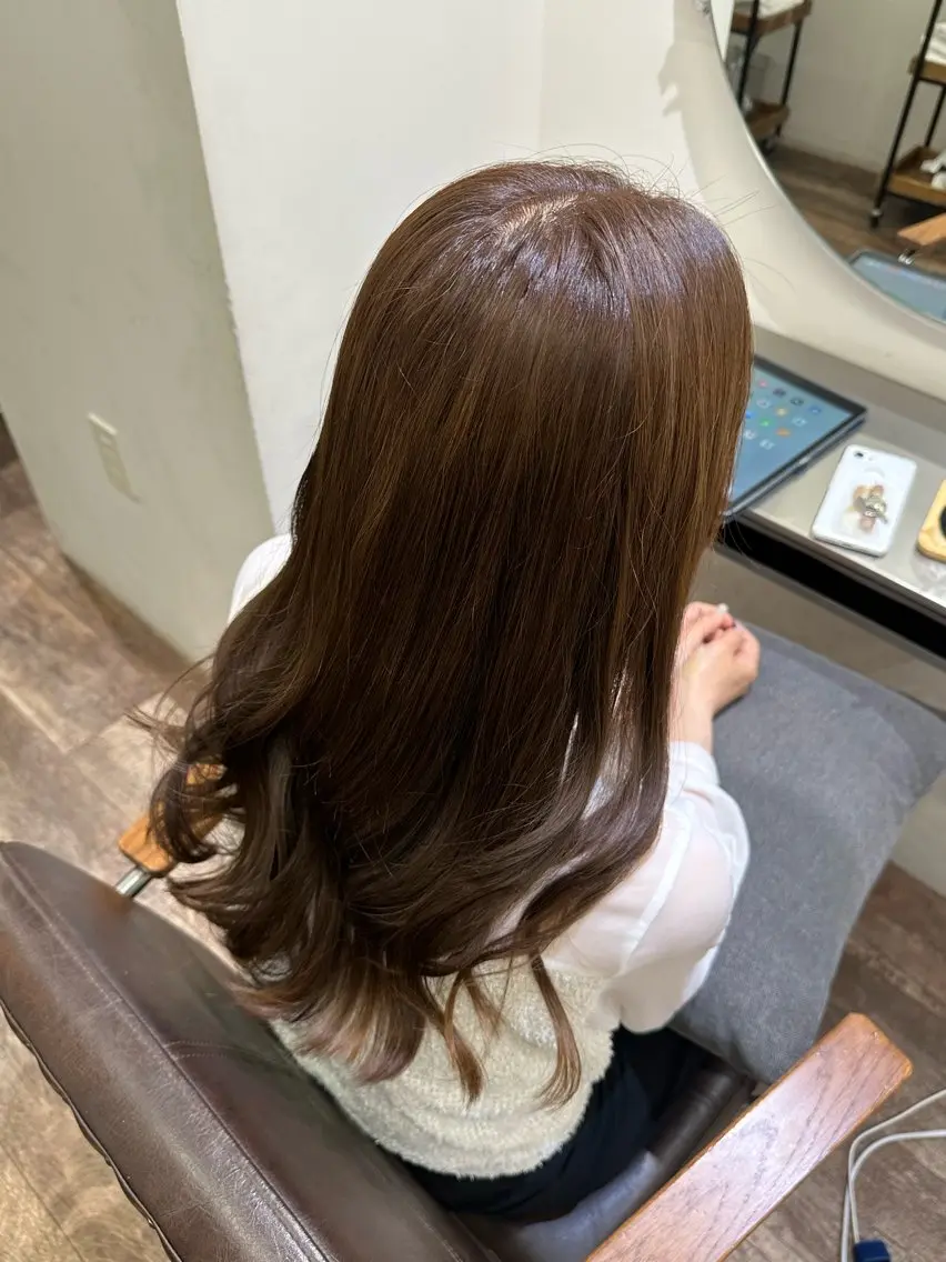 ロング カラー ブラウンカラー 塩貝 幸音のヘアスタイル