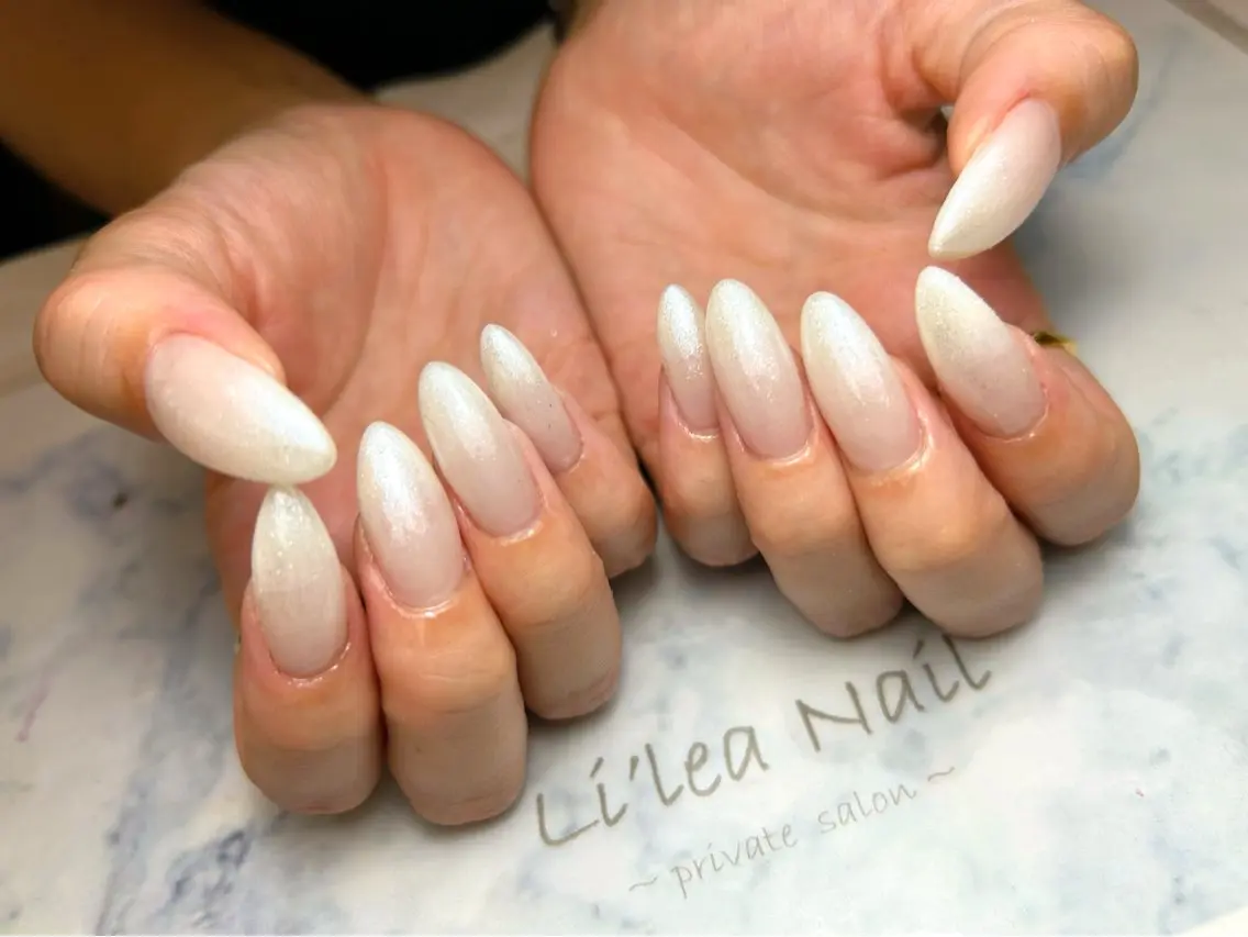 ネイル ハンドネイル Li'leaNail AINAのネイルデザイン