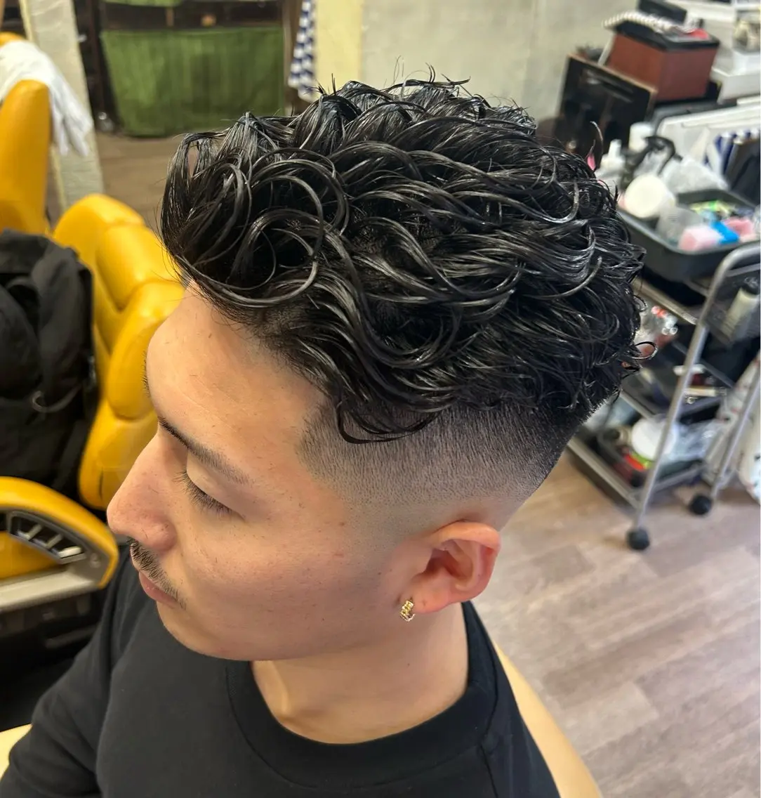 ショート パーマ メンズ メンズパーマ カット パーマ 新宿メンズカット✂︎ 能戸蒼生💈のヘアスタイル